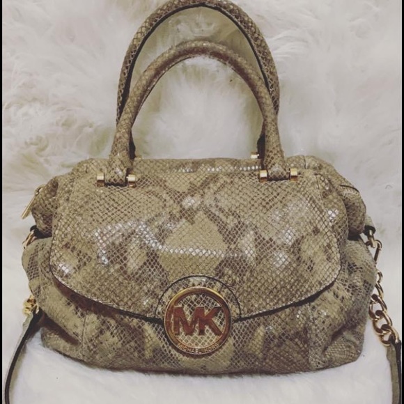 SOLD!!!!!  Michael Kors Snake print purse - Picture 1 of 7